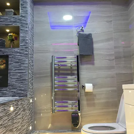 Livit Serviced * Bradford (West Yorkshire)