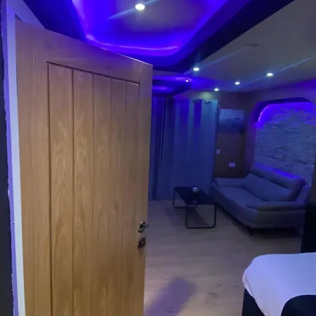 Livit Serviced * Bradford (West Yorkshire)